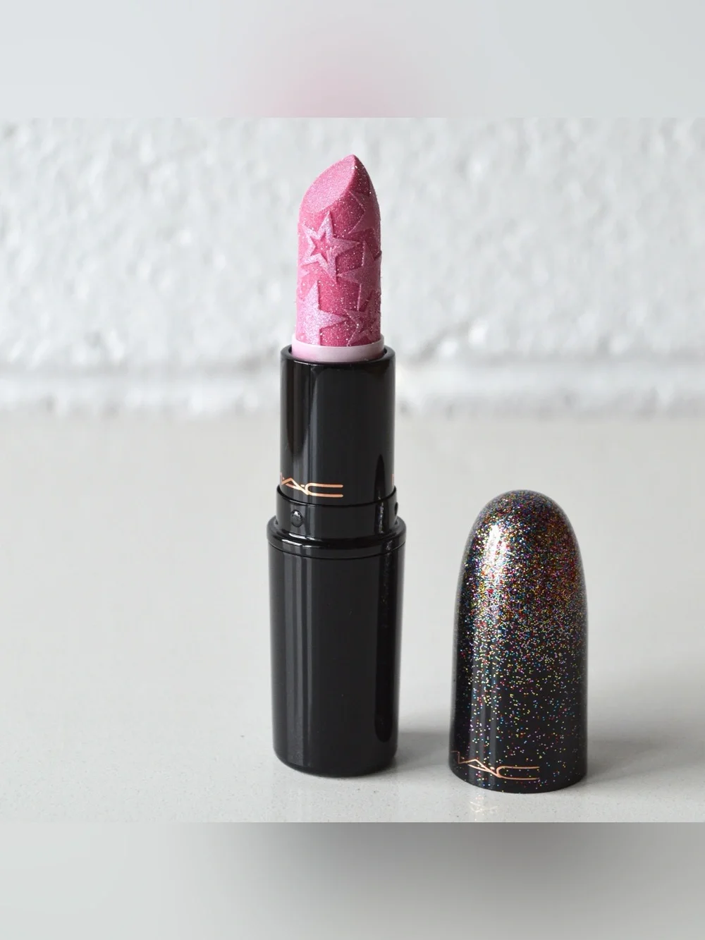 MAC Cosmetics Kiss Of Stars Lipstick *KISS OF STARS* Pink Pearl Limited Edition